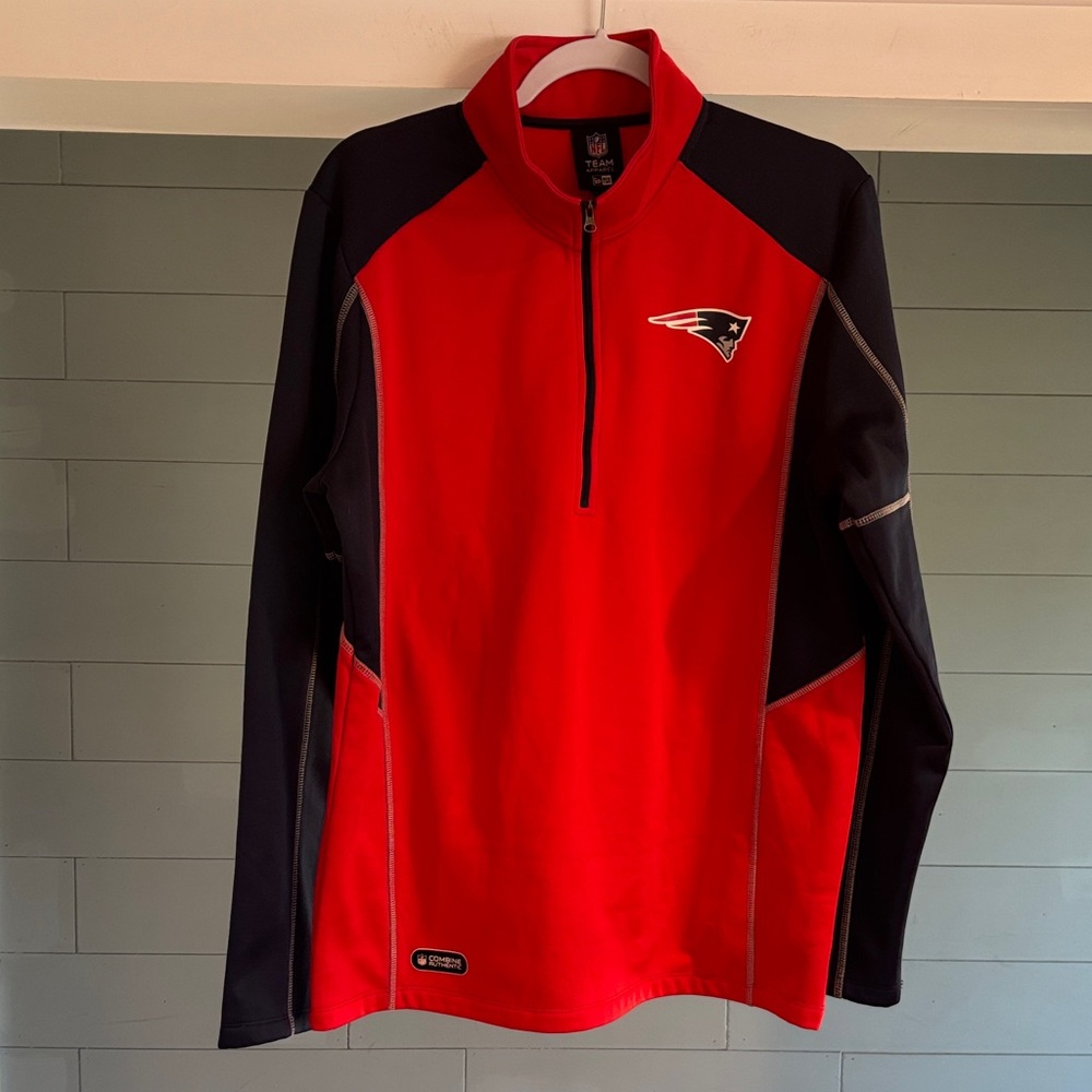 Patriot‎ Performance Jacket in Red and Black